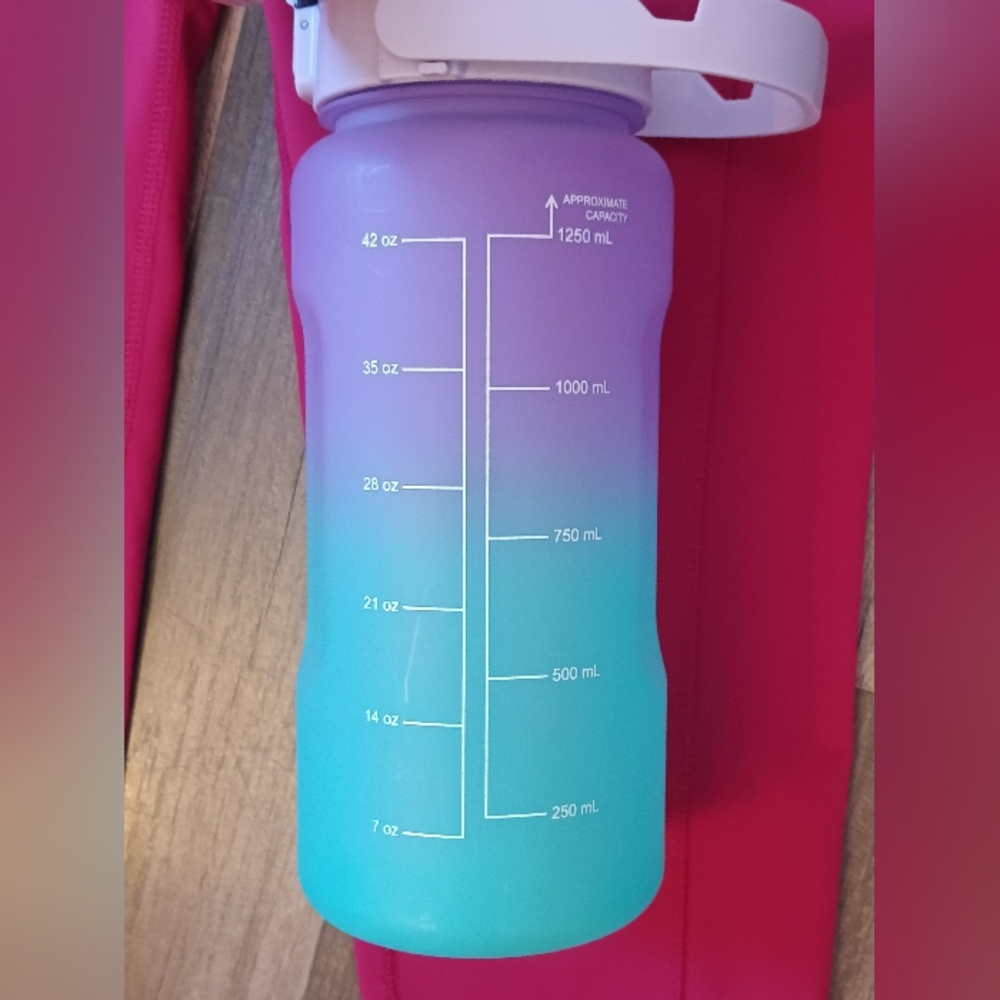 𝗕𝗲𝘃𝗲𝗿𝗹𝘆 𝗛𝗶𝗹𝗹𝘀 𝗣𝗼𝗹𝗼 𝗖𝗹𝘂𝗯 𝗖𝗮𝗽𝗿𝗶 𝗟𝗲𝗴𝗴𝗶𝗻𝗴 - Picture 7 of 12